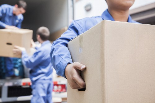 Moving van service for properties in Mayfair with careful loading support